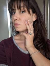 Deep winter but also olive. Silver or gold? : r/coloranalysis