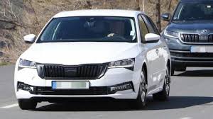 Our bestselling model perfect for business and a large family. Imagini In Premiera Cu Noua Skoda Octavia Iii Facelift 2019 Motorizare 1 0 Tsi De 85 Kw Autolatest