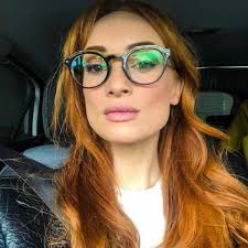 Hey Sarah Stuart, you have good hair