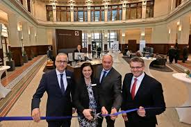 Versuchen sie dann eine dieser optionen zu banken. Nach Zwolf Monaten Bauzeit Deutsche Bank Am Leipziger Ring Wieder Eroffnet