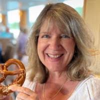 Ann Puleo's Instagram, Twitter & Facebook