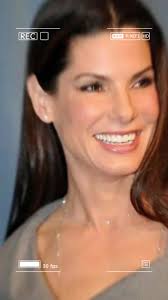 Sandra Bullock Wavy Hair Tutorial