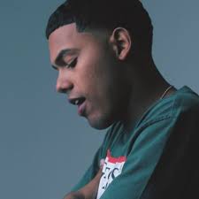 Listen to Myke Towers Ft Bryant Myers