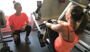 A part time personal trainer in your area makes on average $668 per week, or the same as the national average weekly salary of $668. Basic Pt Diploma European Personal Training Institute