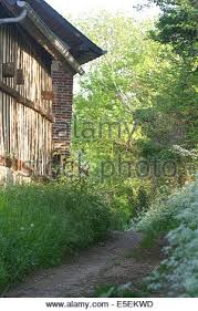 France Basse Normandie Calvados Pays D Auge Hotot En Auge Chemin Maison A Colombages Pans De Bois Banque D Image Image France France Regions Francaises