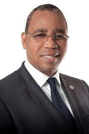 Dr. Maximo Castillo (@MDP_con_Danilo)