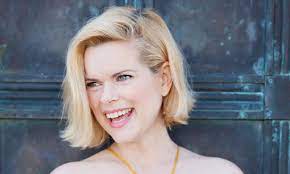 View the latest kara holden photos. Kara Holden Gives A Writer S Eye View Of Her First Tiff Cbs News