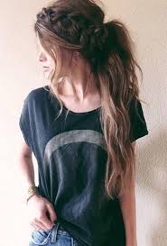 Sezonun Trend Yarim Toplanan Orgu Saclar 29 Guzellik Mahmure Foto Galeri Foto Frisuren Galeri Long Hair Styles Hair Styles Ponytail Hairstyles