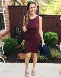 The It Dress For Fall Nordstrom Leith Burgundy Fall Dress Faux Wrap Fitted Autumn Kendra Scott Earrings Rebe Burgundy Dress Fall Fall Dresses Fashion