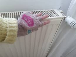 Între timp, pe facebook, bucureștenii încep și ei să reacționeze. Hotnews Ro Prima Pagina