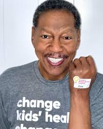 Happy 40th anniversary @cmnhospitals! Join me in supporting children's  hospitals and the 12 million kids treated every year. #changekidshealth