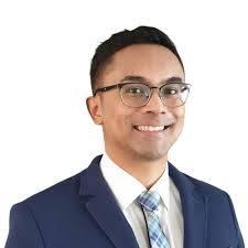 Kenneth Rohan's Instagram, Twitter & Facebook