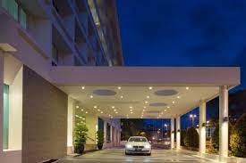 Hotel Brunei Darussalam Entrance Hotel Radisson Hotel House Entrance