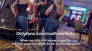 FFM Threesome with stranger we met at a casino in Las Vegas