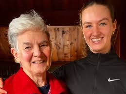 Rebecca Pitman's Instagram, Twitter & Facebook