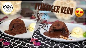 Schnell und simpel aus der mikrowelle. Schoko Lava Kuchen Schokokuchen Mit Flussigem Kern Lavakuchen Kuchen Aus Der Tasse Youtube