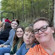 Eddie Denson's Instagram, Twitter & Facebook