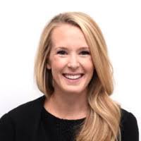 Tara Robb's Instagram, Twitter & Facebook