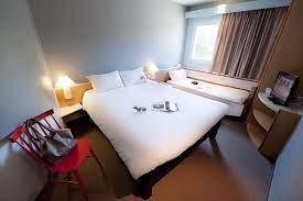 chambre triple hotel ibis nantes la beaujoire chambre triple hotel nantes