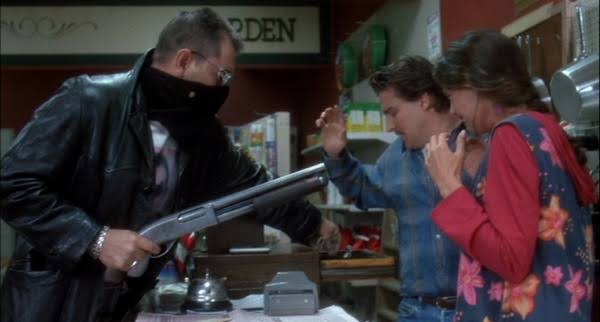 Kuffs - Internet Movie Firearms Database - Guns in Movies, TV and Video  Games