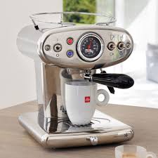 On the flipside, the vertuoplus does come with its issues. Illy X1 Anniversary Espresso Machine Sur La Table In 2021 Espresso Machine Coffee Stirrers Espresso