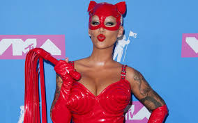 When you are adopting hairstyles according to face shape than your hairstyles giving thousands of time extra perfect look. Cardi B Debuted A Pixie Cut At The Vmas And We Can T Handle It Revelist
