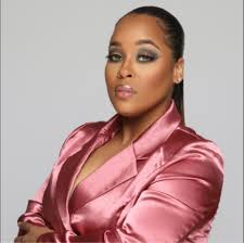 Watching a crab shed its exoskeleton is so fascinating! 🦀😱