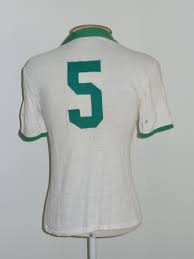Por juan pablo vargas (juan pablo sports). Deportivo Cali Weg Fussball Trikots 1981 Sponsored By Baboo