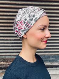 Bandeau et bonnet chimiothérapie et pelade Léopard blanc