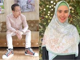 T as in tee (t.iy). Makin Panas Richard Lee Sebut Kartika Putri Gila Hormat Gegara Permainkan Minta Maaf Indozone Id