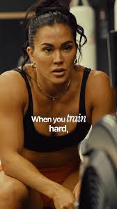 danimal.fit_ discloses her resiliency secrets that enables her to remain  built, not broken no matter how hard the hurdle is… Is this something you  can apply to your life?? Comment below 👇🏿