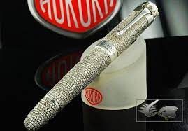 Also, accordingly, having the best pen drive close by is a tremendous assistance and favourable position since it can store a gigantic measure of we're bringing to you the best one drive brands available in india with their features listed and a how to select the perfect pen drive guide to make it. Top 10 Best Pen Brands In India Most Famous World Blaze