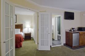 Free hot breakfast mon to thu 6.00am to 9.00amfri to sun 6.00am to 10.00am. Clarion Inn Suites Lake George Ny Hotel