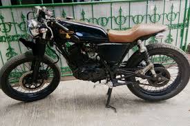 Gaya cafe racer ini pertama kali dikembangkan oleh para bikers di inggris pada tahun 1960 an. Suzuki Thunder Solusi Motor Retro Dengan Biaya Murah