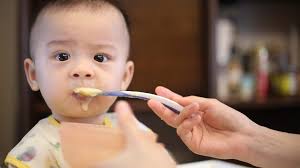 Wenn sie nach dem stillen milch abpumpen, sollten sie aufhören, sobald keine milch mehr kommt. Joghurt Furs Baby Ab Wann Und Wie Viel Echte Mamas