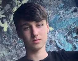 Jay Slater's father criticises lack of British volunteers taking part in  search