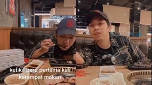 We did not find results for: Makan Di Resto Mewah Ekspresi Cowok Disorot Mukanya Mau Nangis Berita Hits