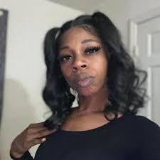 Georgia Paris's Instagram, Twitter & Facebook