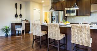 refinishing kitchen cabinets: choosing