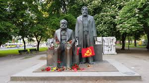 It is an ongoing project intended to produce a critical edition of the complete works of marx and engels that reproduces the extant writings of both authors in books of. Marx Engels Denkmal Berlin Affin