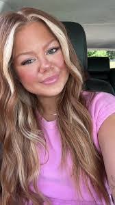 Abigail Paterson's Instagram, Twitter & Facebook