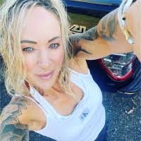 Hayley James's Instagram, Twitter & Facebook