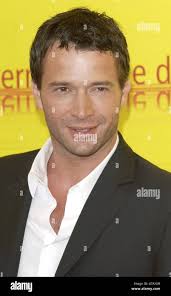 Vanity fair 2004 james purefoy hi-res stock photography and images