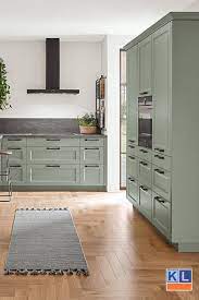 mintkleurige t keuken met zwarte elementen keuken idee keuken keuken ontwerp