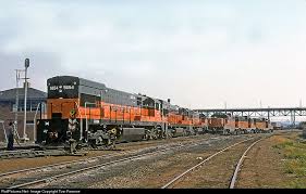 Milw 5654 Chicago Milwaukee St Paul Pacific Ge U30c At Milwaukee Wisconsin By Tom Farence Milwaukee Road Railroad Photography Railroad Photos