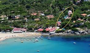 ,casa vacanza «letizia» (appartamenti privati) si trovano all'interno di una palazzina nel piccolo borgo di seccheto, a circa 7 km dal vivace centro di marina di campo. Appartamenti A Marina Di Campo All Isola D Elba Case In Affitto Elbalink