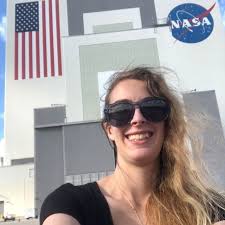 Ella Madison (@madison.ella) • Threads, Say more