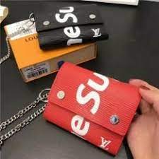 ルイヴィトン sup 三つ折り財布 通販 韓国 芸能人 紙幣収納 革 チェーン付きのウォレット louis vuitton シュプリーム 財布 高質 カード入れカバー レディース クール 人気
