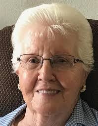 Jo Roark's Instagram, Twitter & Facebook