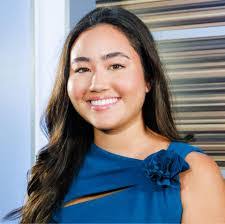 Emily Edwards's Instagram, Twitter & Facebook